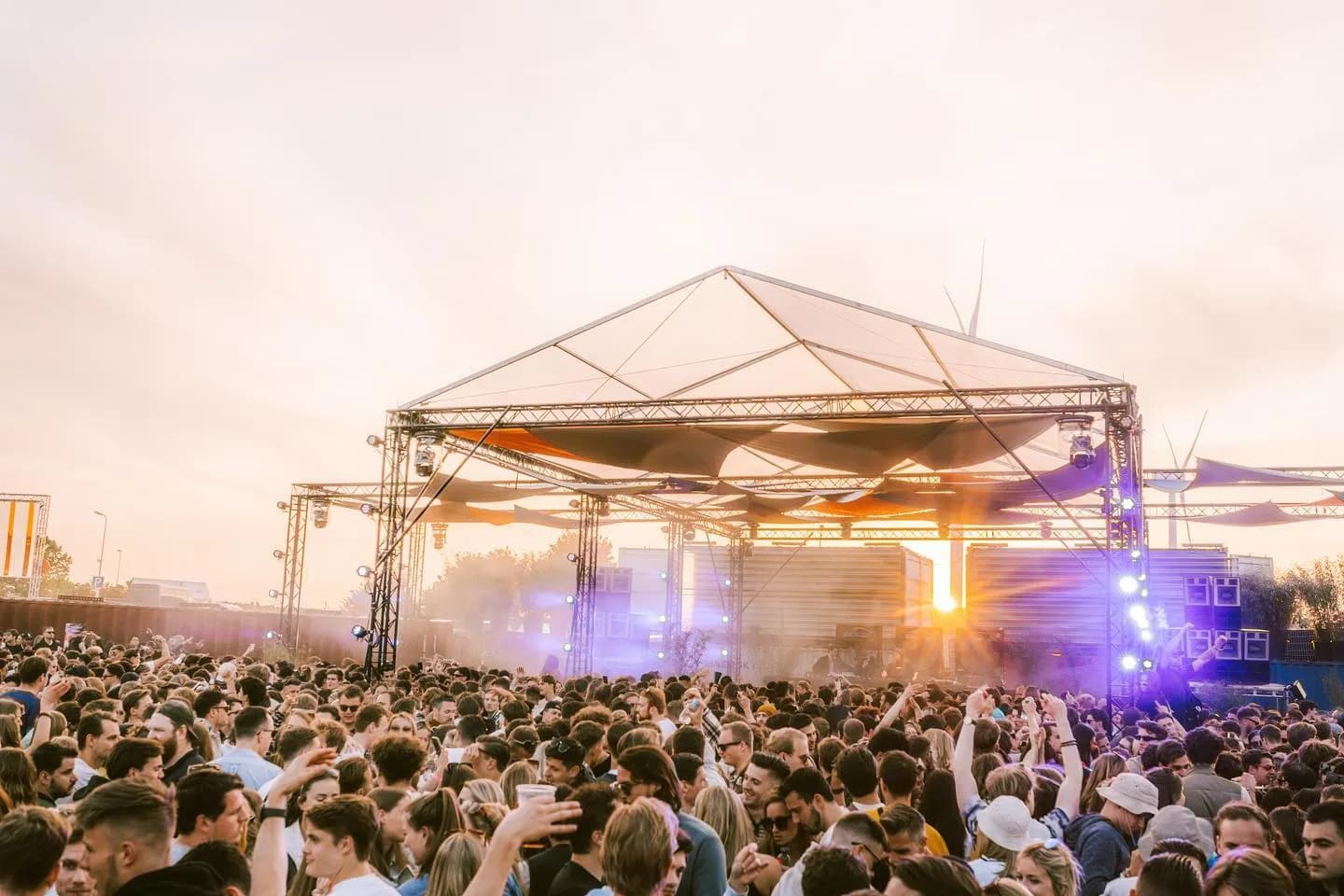Subcultuur Festival: the open-air stage at sunset